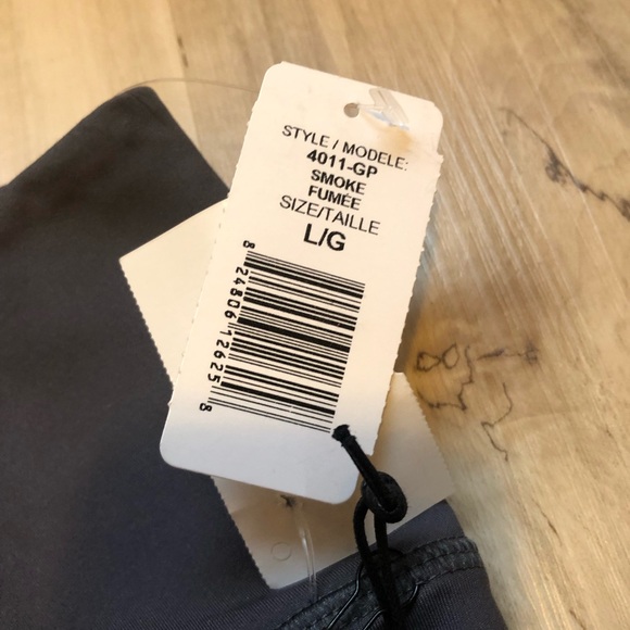 NWT Girlfriend Collective High Rise Bike Shorts - Smoke 8" Inseam, Large - Picture 8 of 11